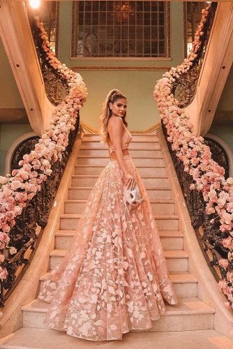 dusty rose wedding stairs with roses décor bride lace separate dress pedrofonsecaph