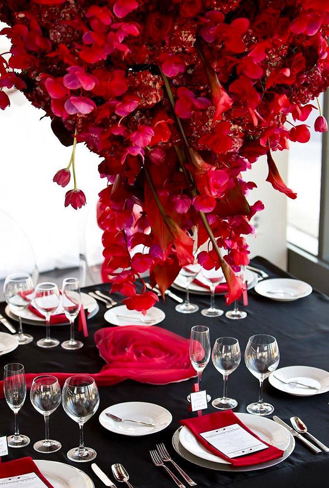 valentines day wedding ideas hanging flower decor annaandspencer