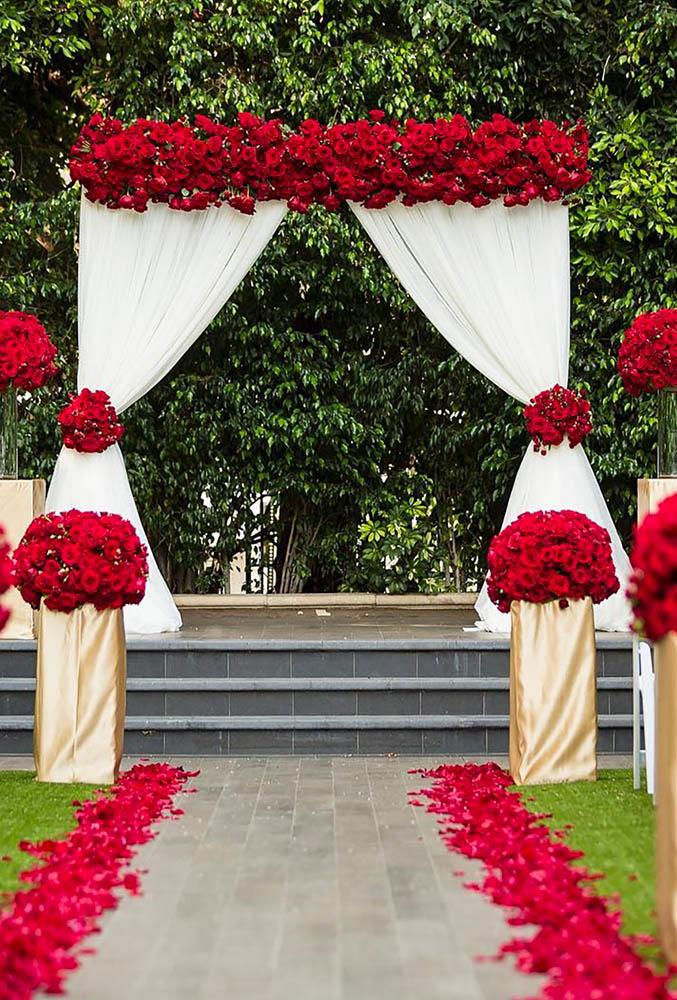 valentines day wedding ideas white red arch Lin Jirsa Photography