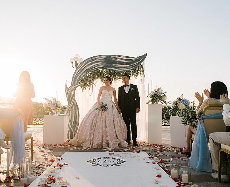 13 Rules How Much To Spend on a Wedding Gift Wedding Forward
