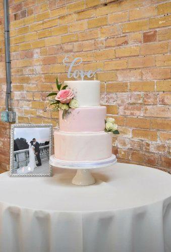 spring wedding cakes simple cale love cake topper sweetcravings