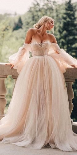 wedding-dresses-fall-2019-ball-gown-sweetheart-neckline-blush-galialahav-250x500.jpg