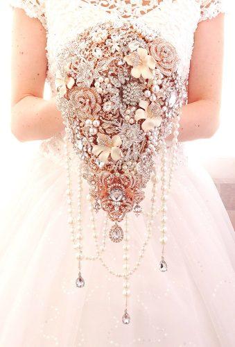 luxury wedding bouquets broch wedding bouquet MemoryWedding