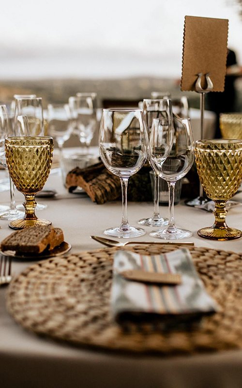 Take Wedding Decor to the Next Level with Table Linens