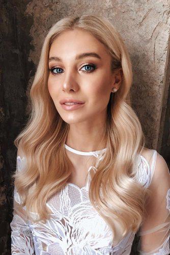 simple wedding makep blonde bride with elegant gold eyeshadows and nude lips verafursova