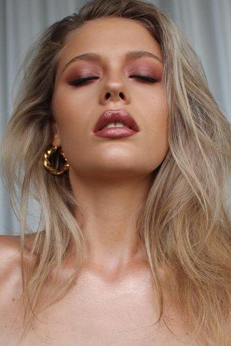 simple wedding makep blonde bride with pink eyeshadows makeupby_andri
