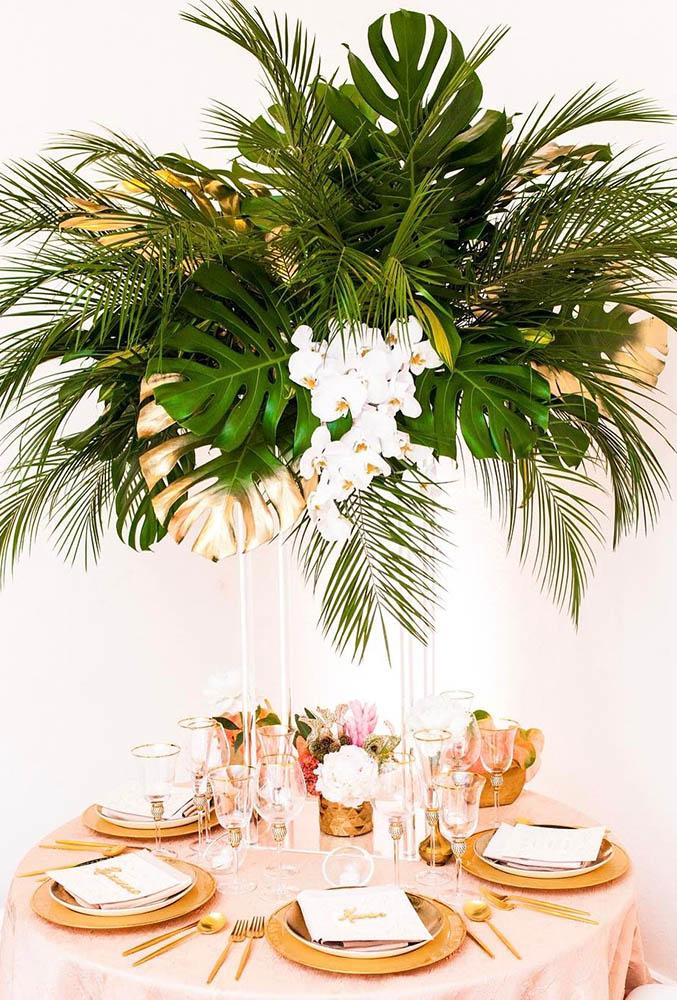 tropical wedding decor tropical centerpiece janellecphoto