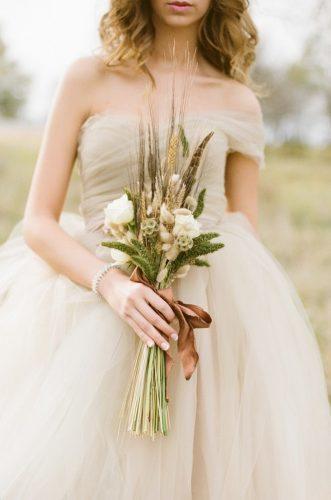 wedding dried flowers bouquets classic bouquet Alea Lovely Photo
