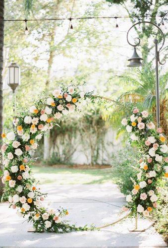 wedding floral moon gates floral arch jenfujphotography