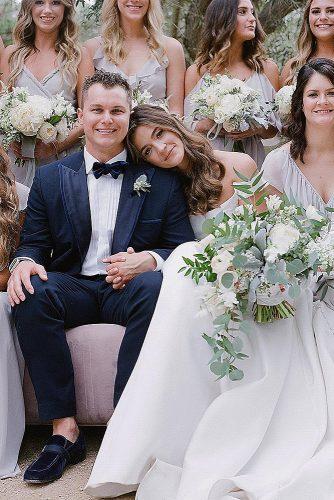 wedding photo checklist family photo bride and groom