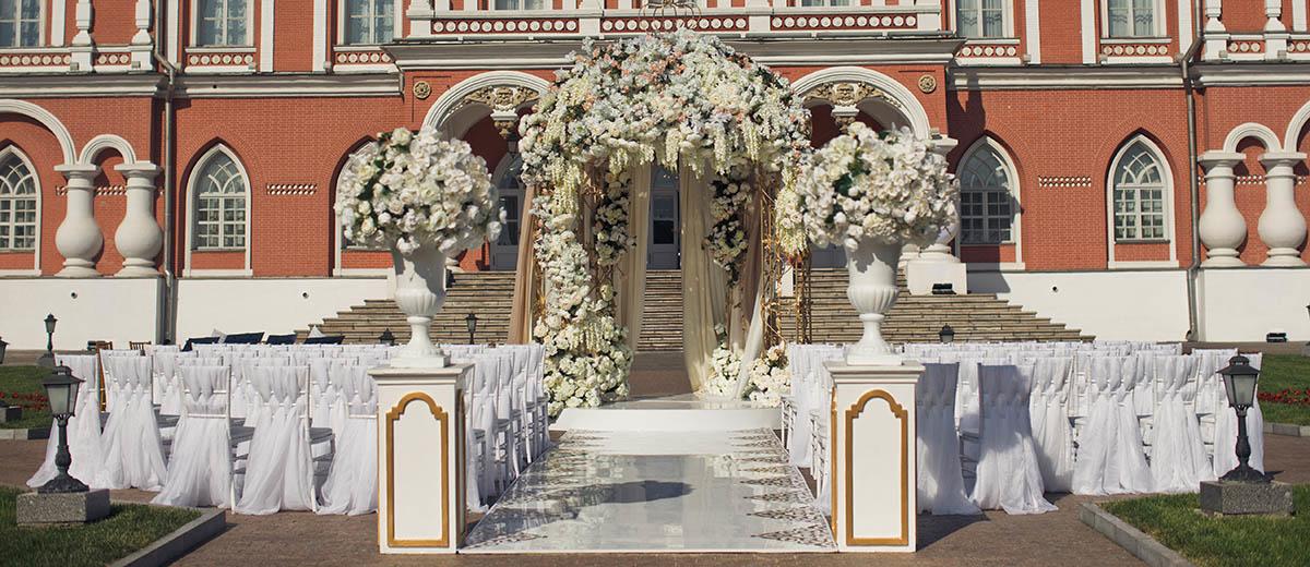 15 Beautiful Ideas For Castle Wedding
