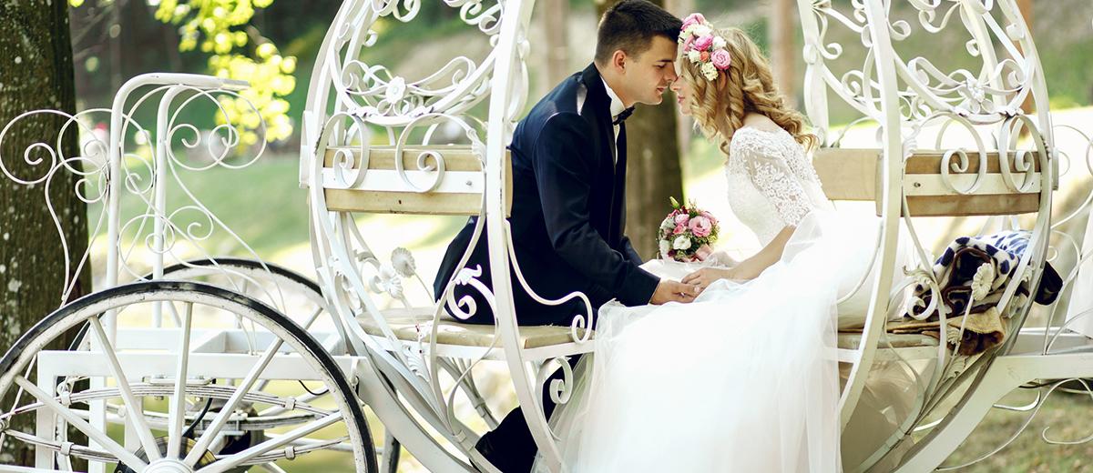 30 Disney Wedding Dresses For Fairy Tale Inspiration | Page 10 of 11