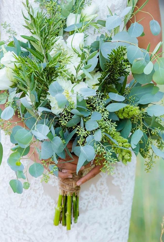 green-wedding-florals-tender-total-green-bouquet-terracooperweddings