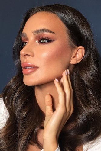 Makeup For Dark Hair And Green Eyes Cat Eye Makeup