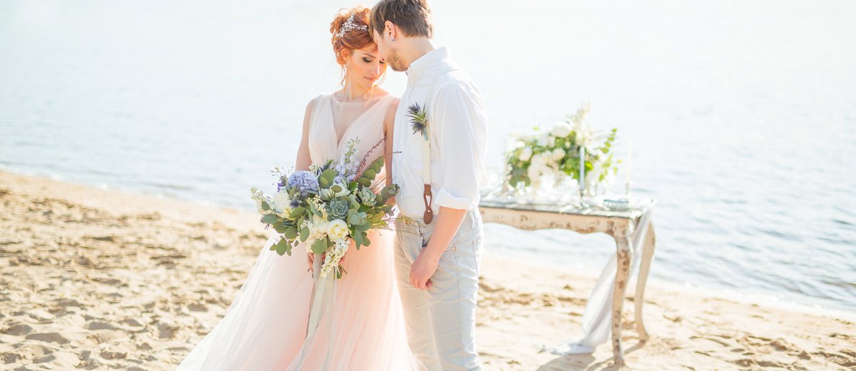 18 Destination Wedding Dresses: 2023 Guide / Faqs