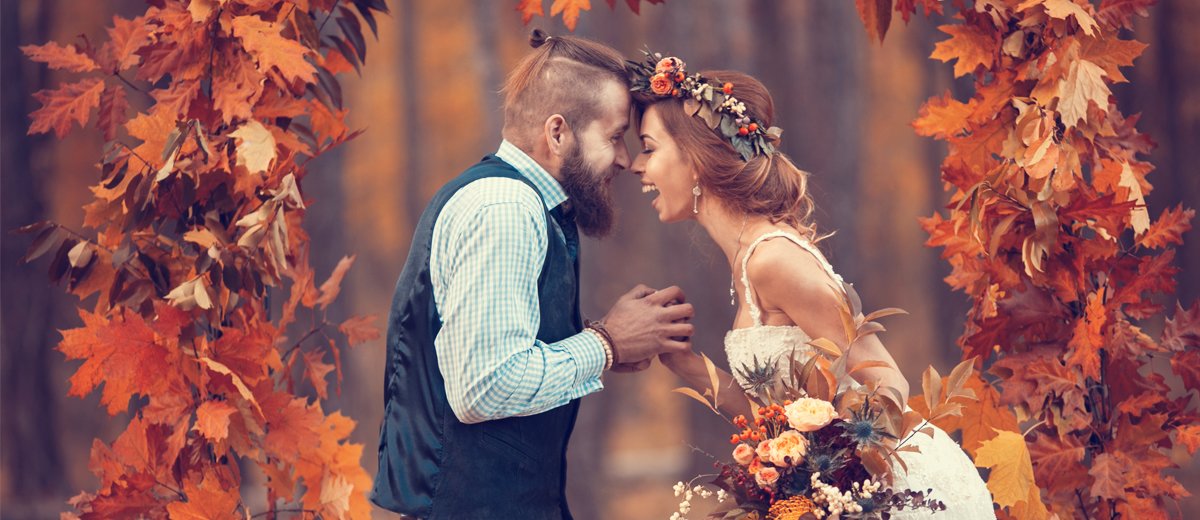 18 Fall Wedding Dresses Guide for 2023 + FAQs
