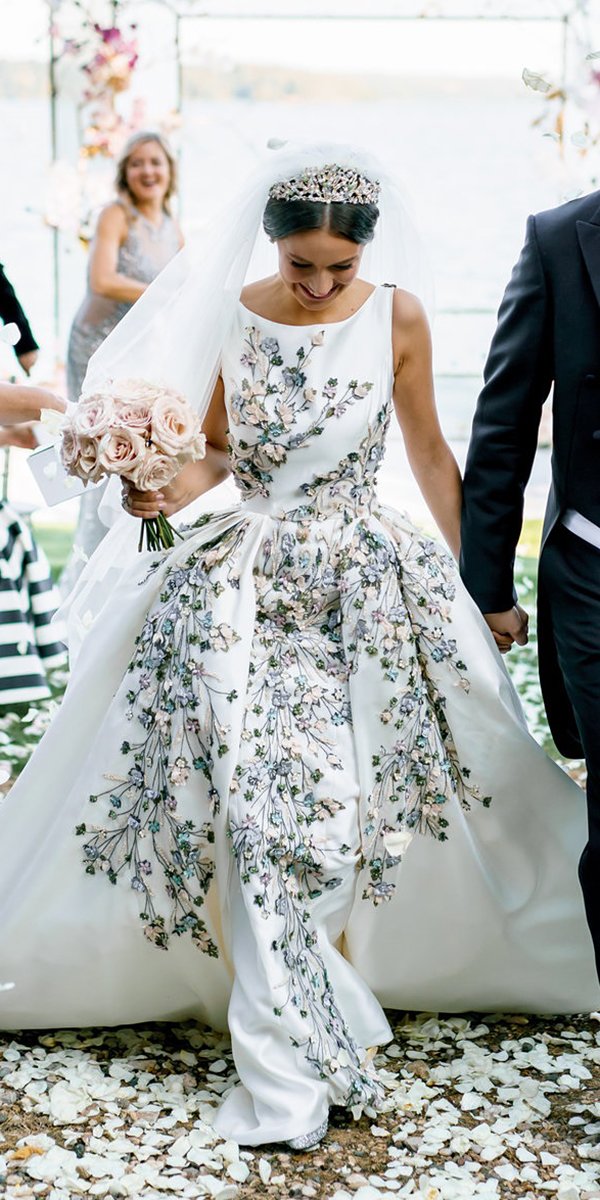 36 Ultra-Pretty Floral Wedding Dresses For Brides | Page 6 of 8