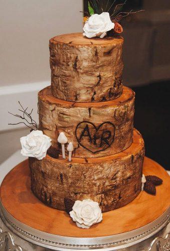 woodland themed wedding cakes rustic woodland cake cheryltoonicetoslice