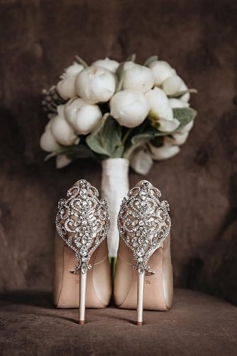 wedding planning tips wedding bouquet with wedding shoes