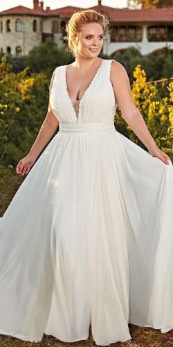 36 Plus Size Wedding Dresses A Wow Guide Wedding Forward