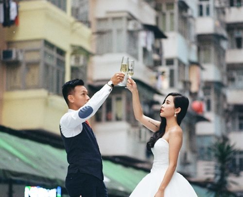 funny wedding speeches newlyweds raising glass