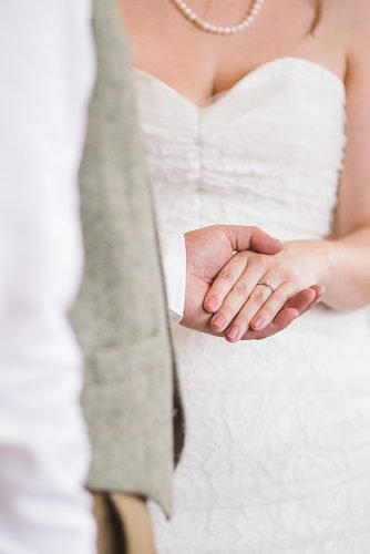 modern wedding vows bride and groom wedding ceremony