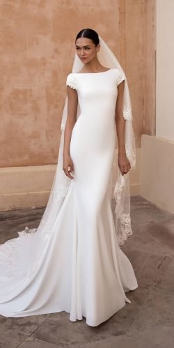 wedding gown elegant simple