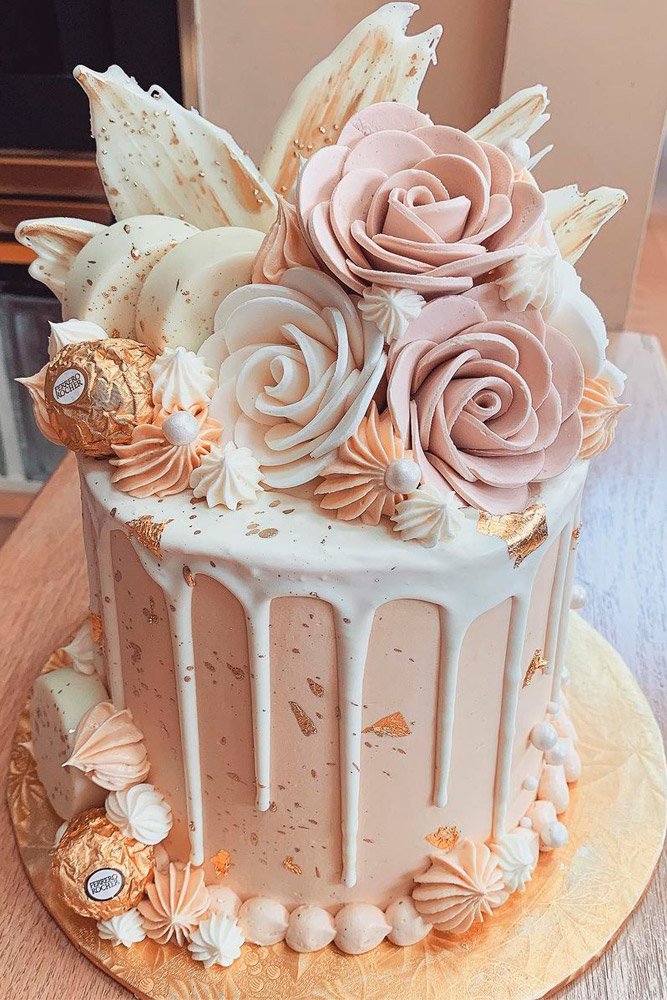 fondant wedding cake beige roses
