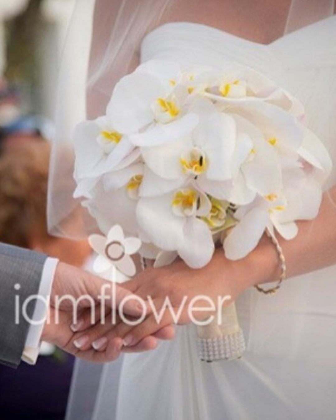 spring wedding bouquets with orchids2