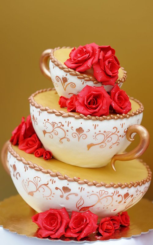 unique-wedding cakes featured image