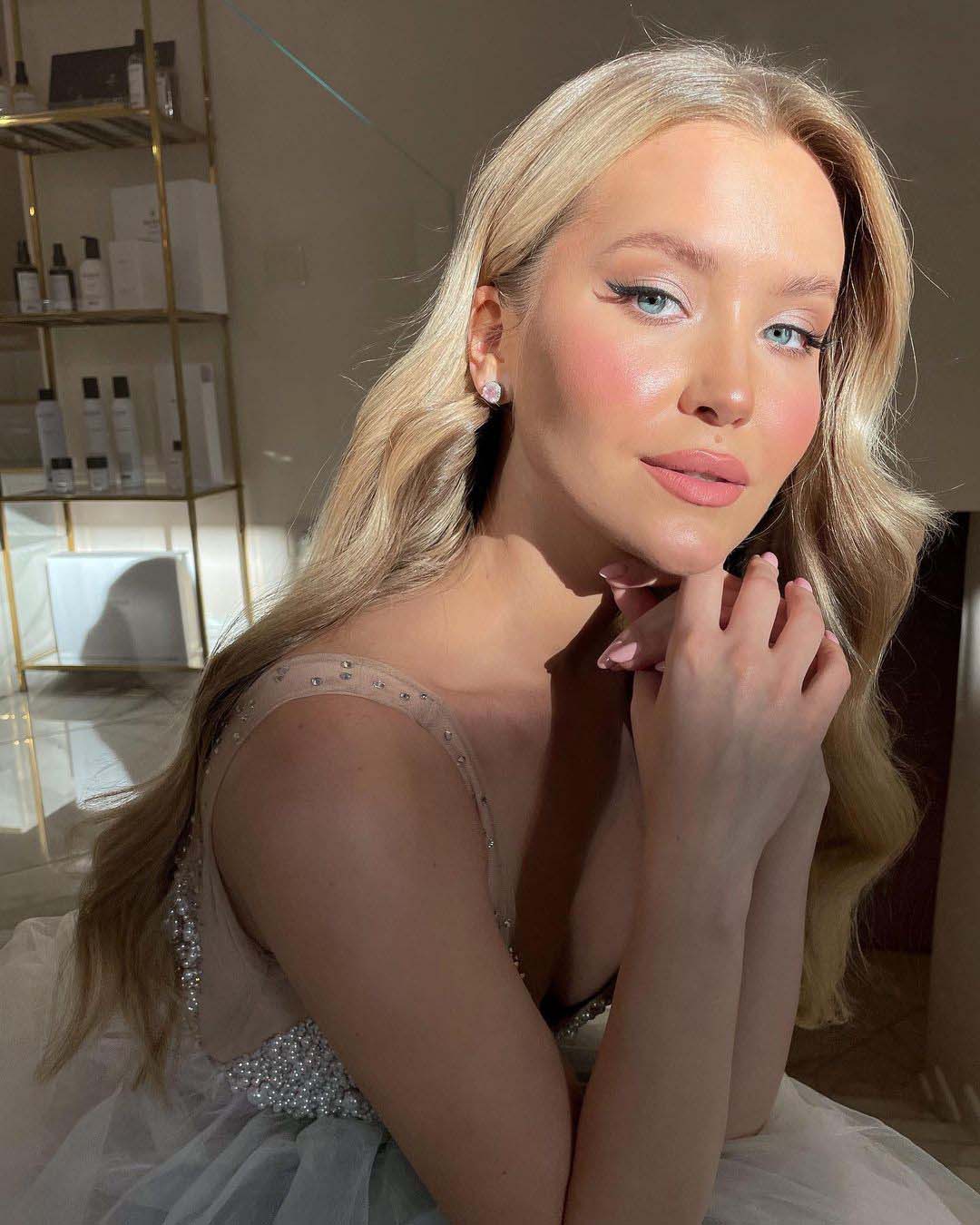 wedding makeup trends with arrows and blush verafursova