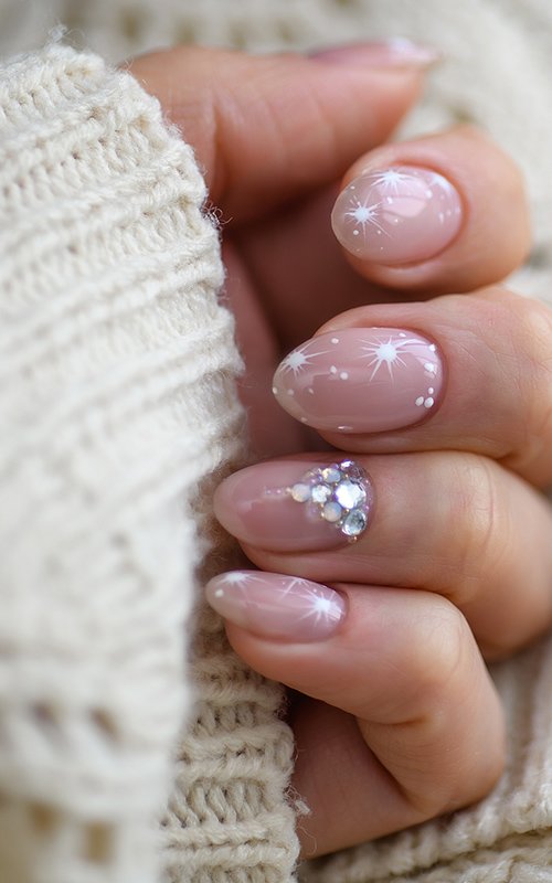 Wedding Nails 30 Best Ideas For Brides [2022/23 Guide]