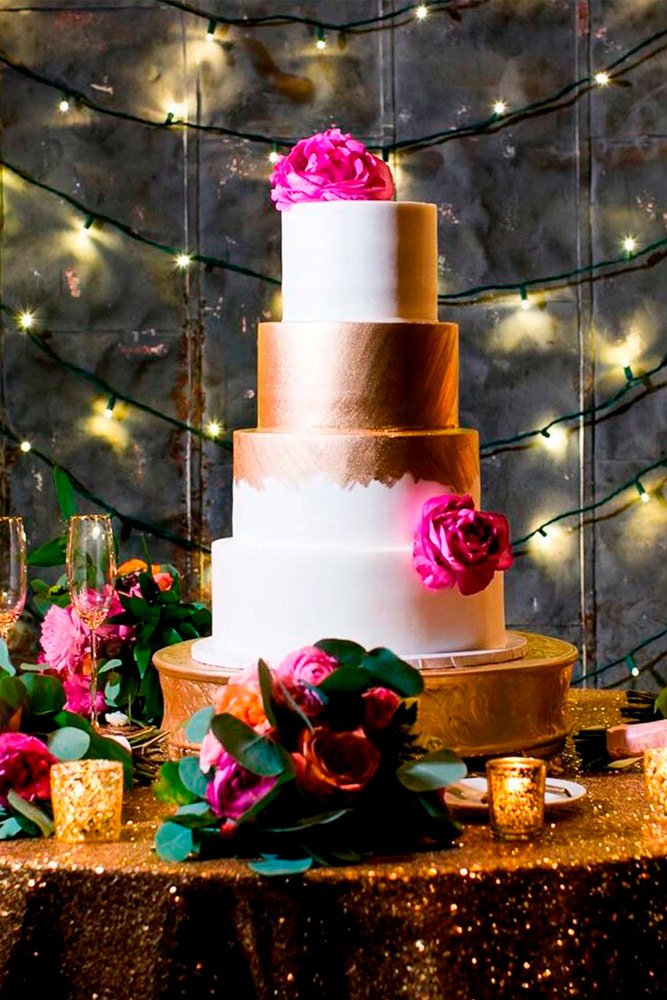 wedding theme gold glitter cake