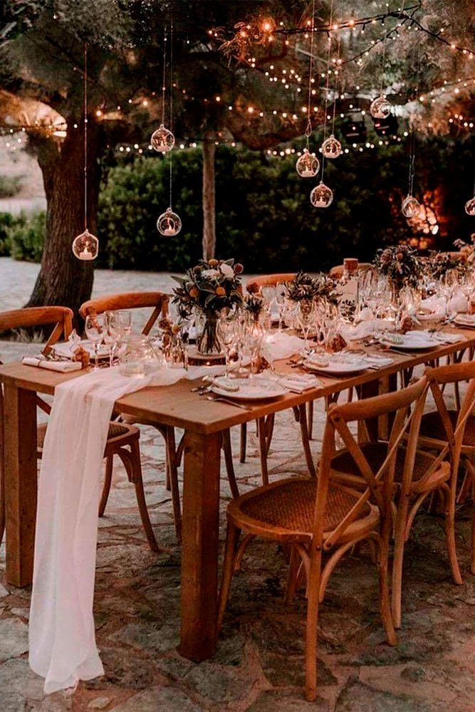 wedding themes winter rustic seatting place