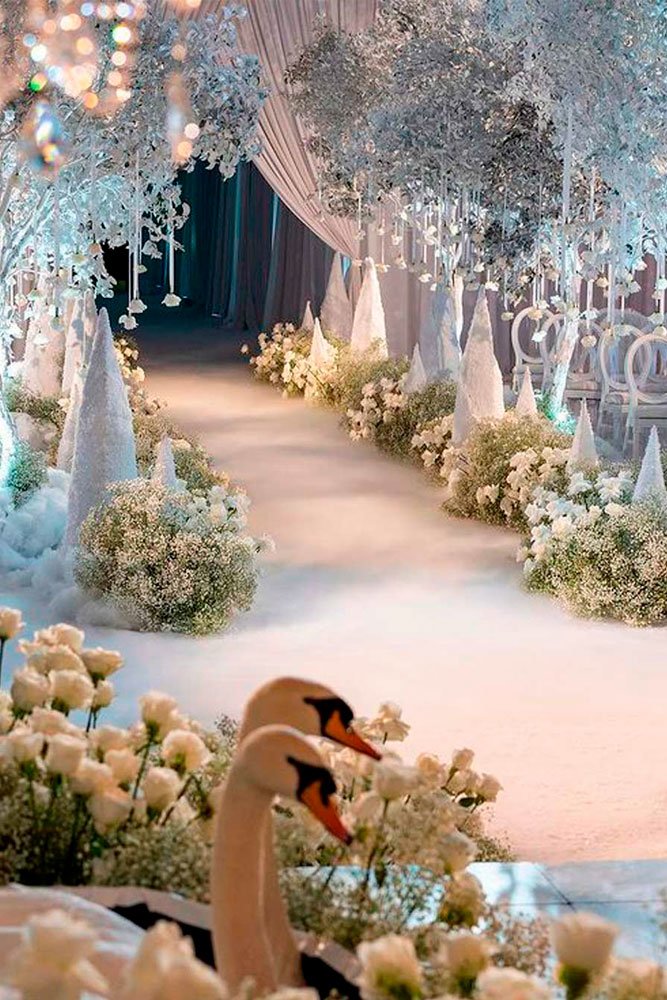 wedding themes winter wonderland aisle decor crystal
