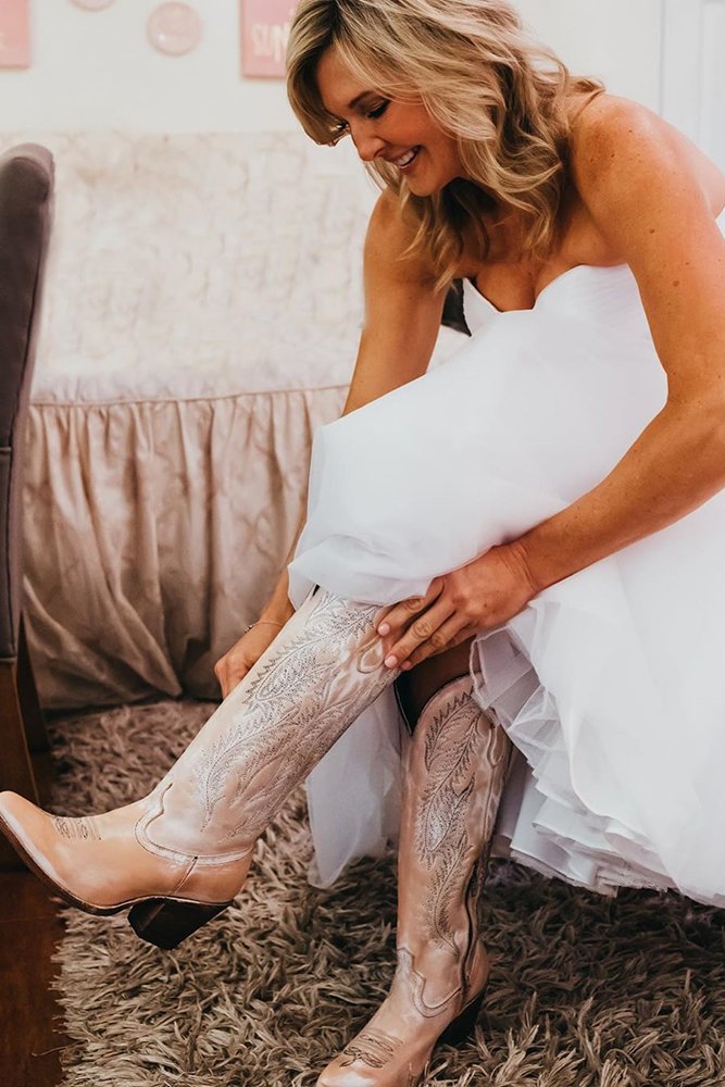 cowgirl boots wedding ideas leather with heels corralboots