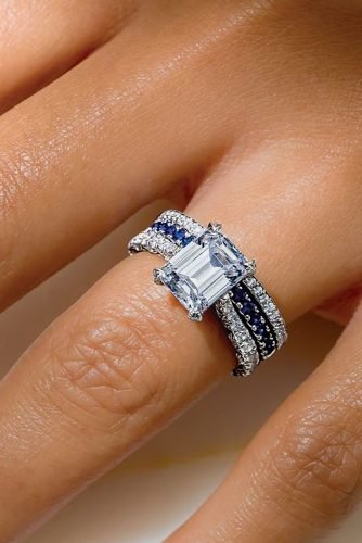 Verlobungsringe im Smaragdschliff Diamant-Solitärset
