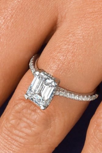Verlobungsringe im Smaragdschliff Solitaire Pave Band Ring
