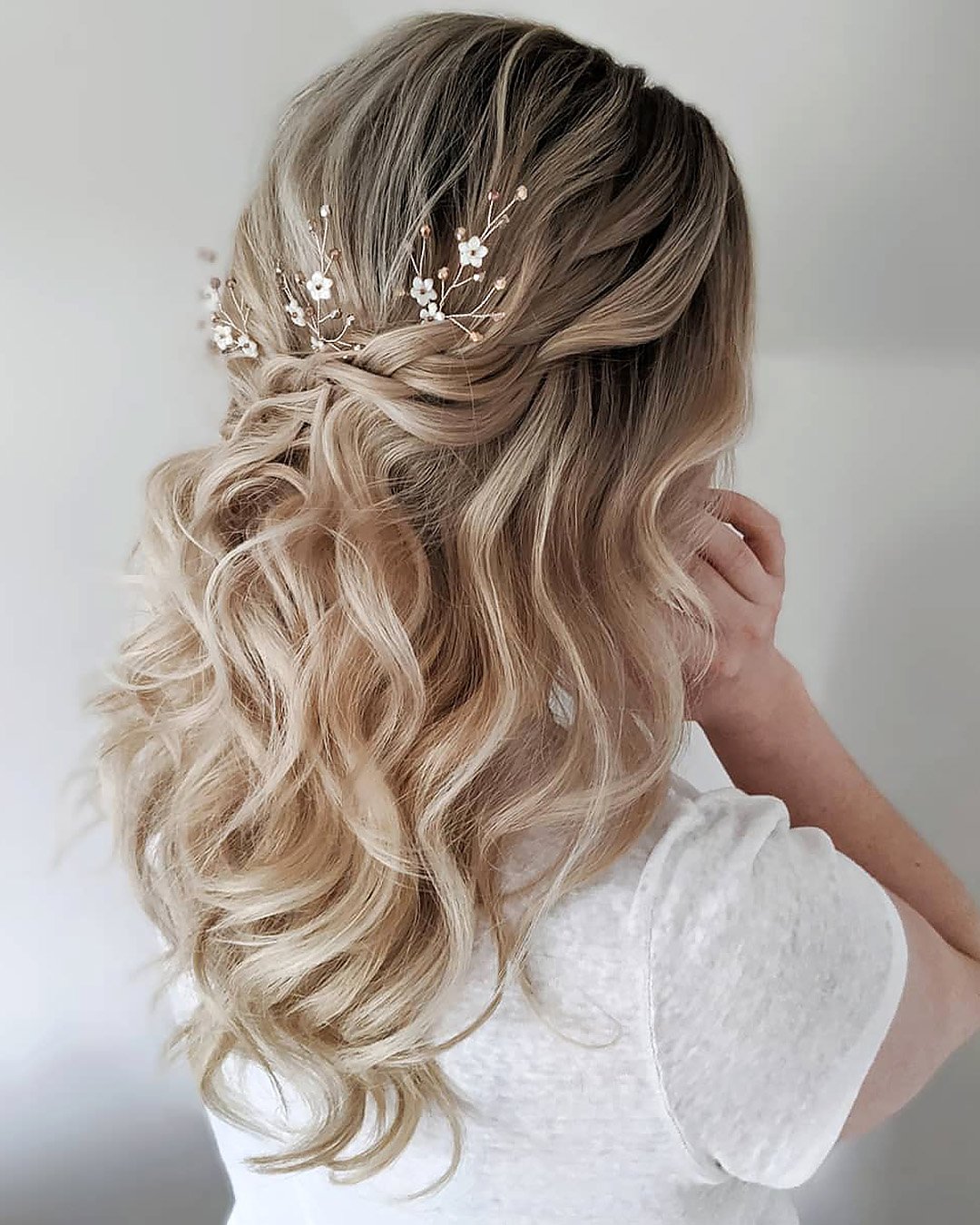 45 Perfect Half Up Half Down Wedding Hairstyles Wedding Forward 45 Perfect Half Up Half Down Wedding Hairstyles Wedding Forward