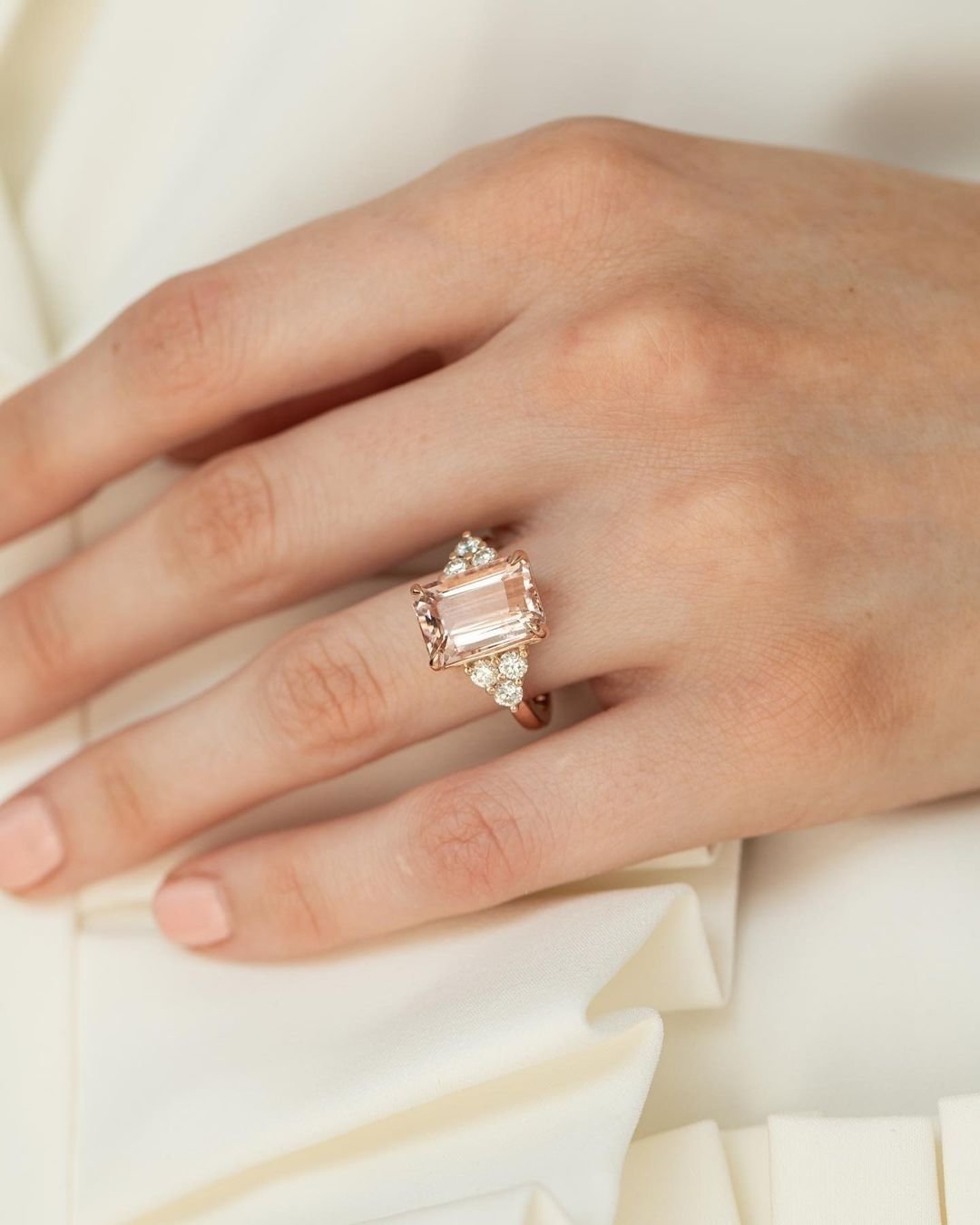 morganite engagement rings with amazing details3