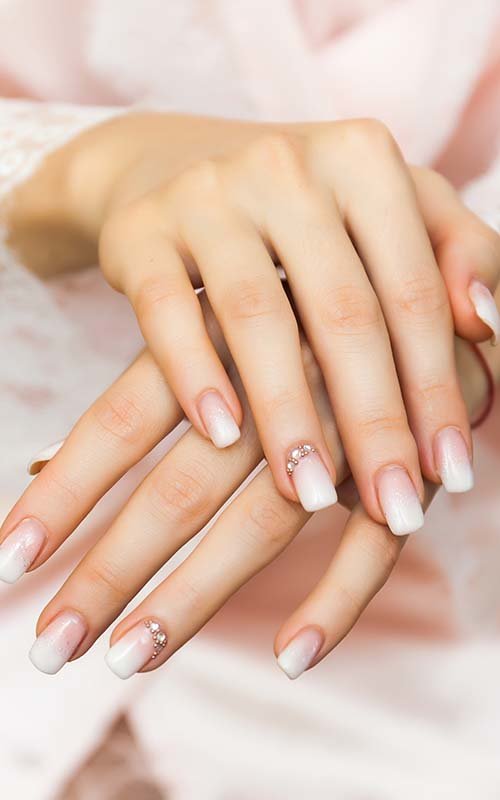 59 Best Matte Nail Designs, Colors & Ideas (2020 Guide) | Unghie nere, Idee  per manicure, Unghie nere opache