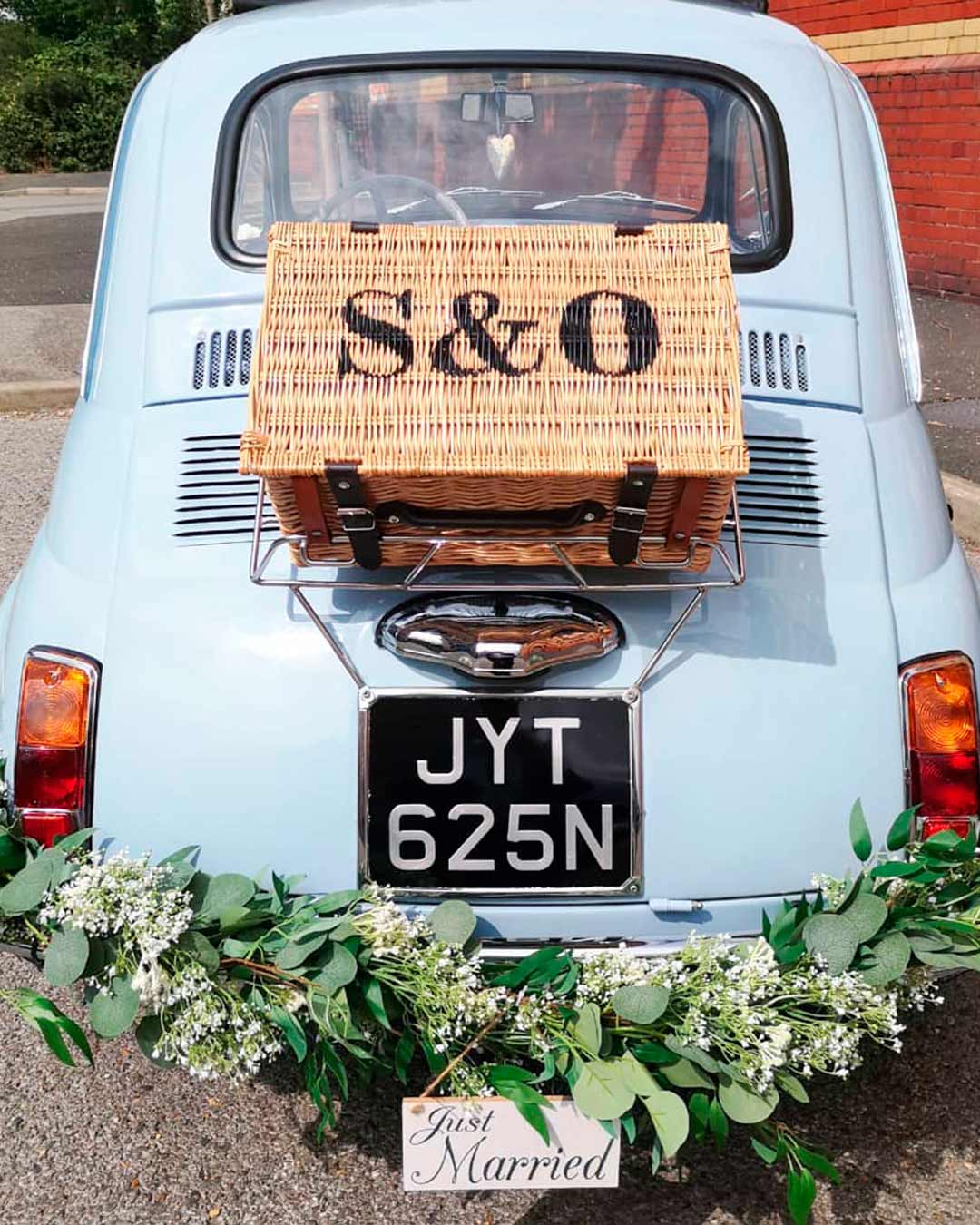 wedding car decor ideas personalized bascket