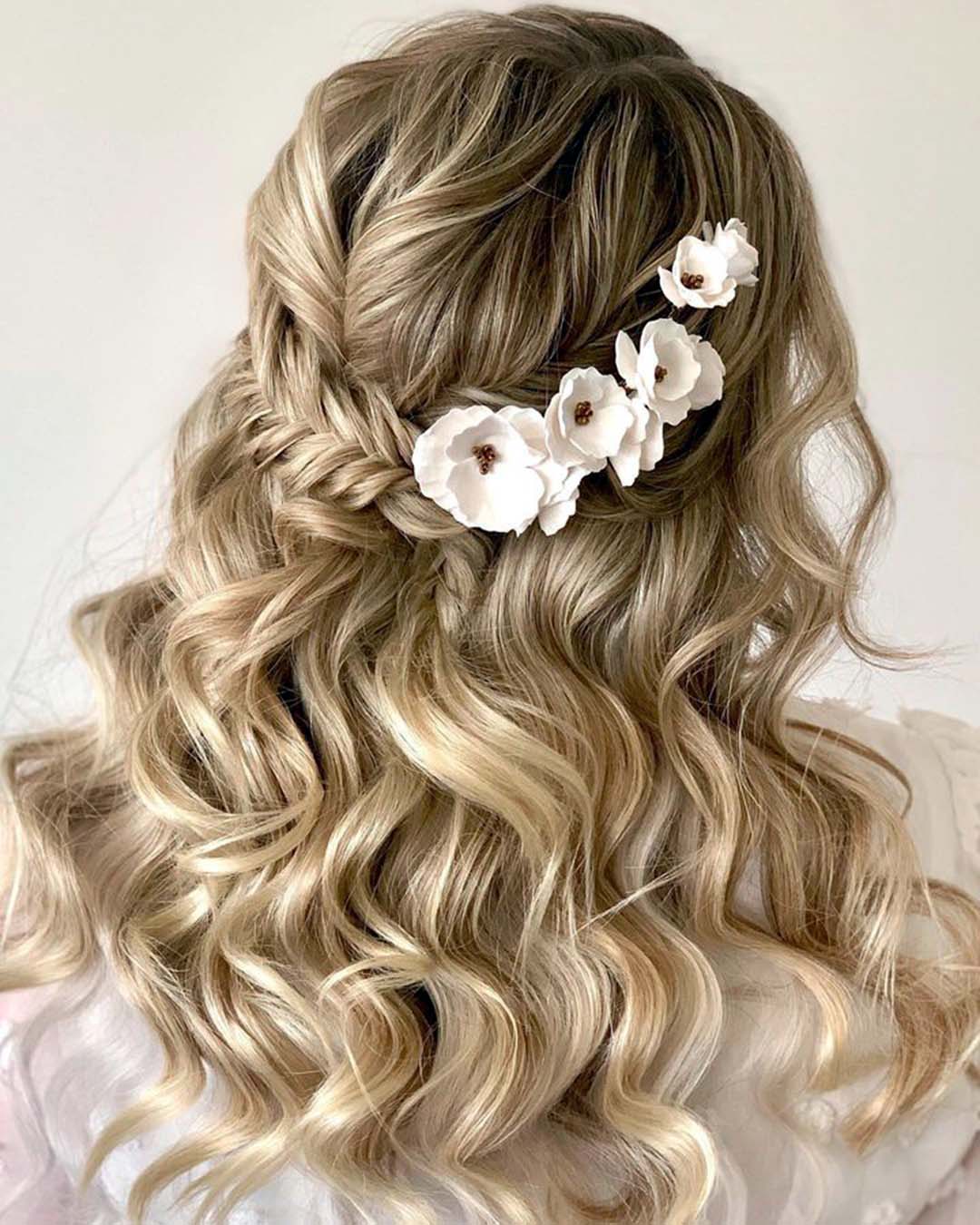 60+ Wedding Hairstyles With Hair Down Looks 2025 Guide & Expert Tips
