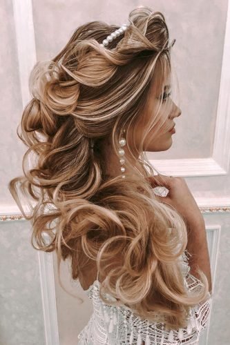 69 Best Wedding Hairstyles For Long Hair 2020 Wedding Forward
