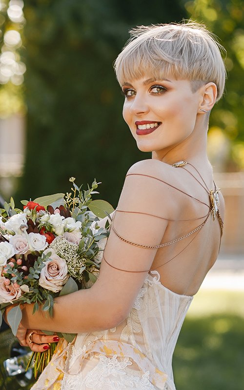 24 Wedding Hairstyles for Short Hair