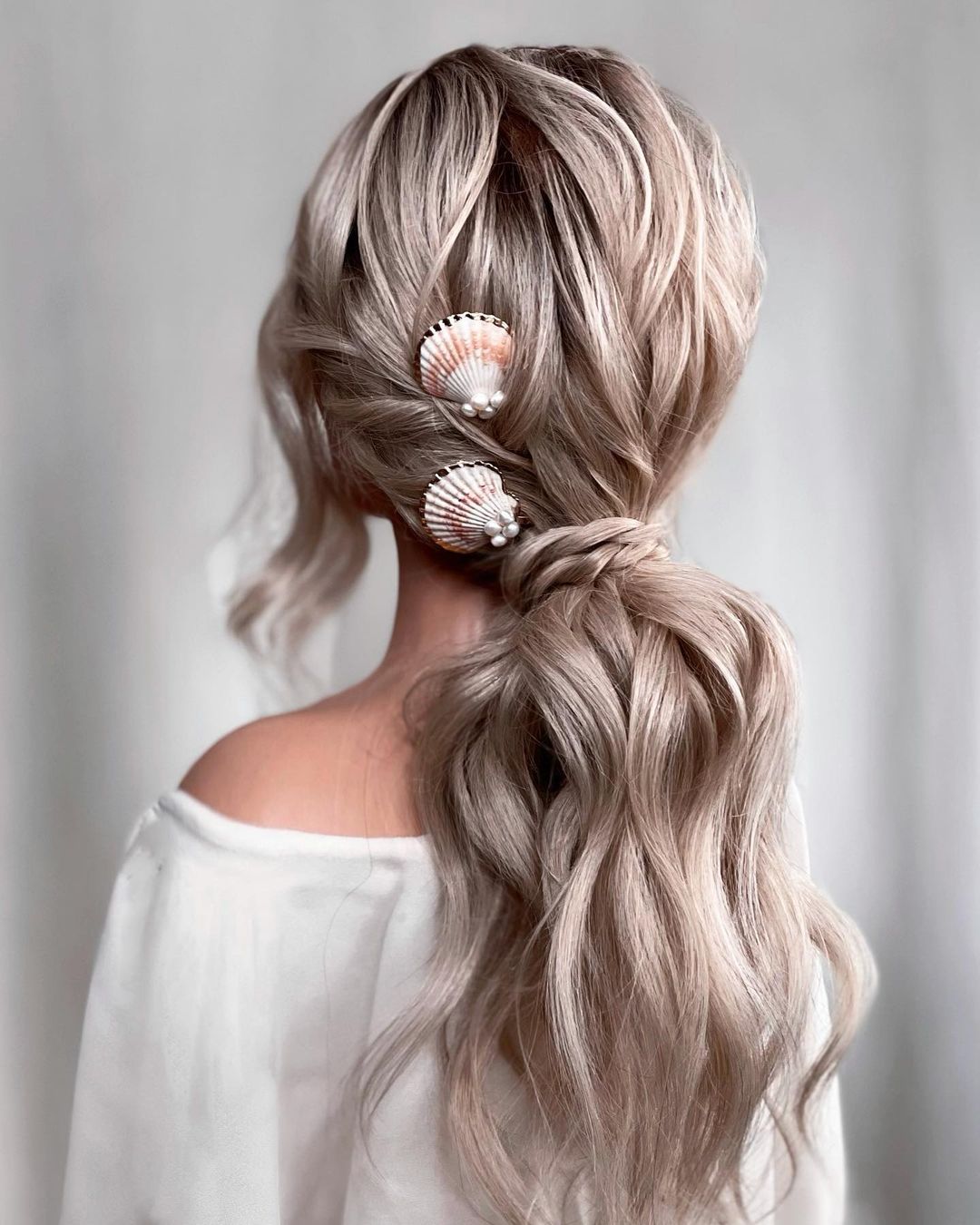 wedding hairstyles for thin hair beach