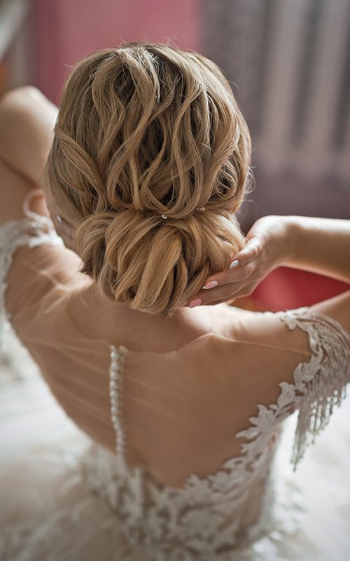 What are the different hairstyle ideas for a wedding reception? - Quora