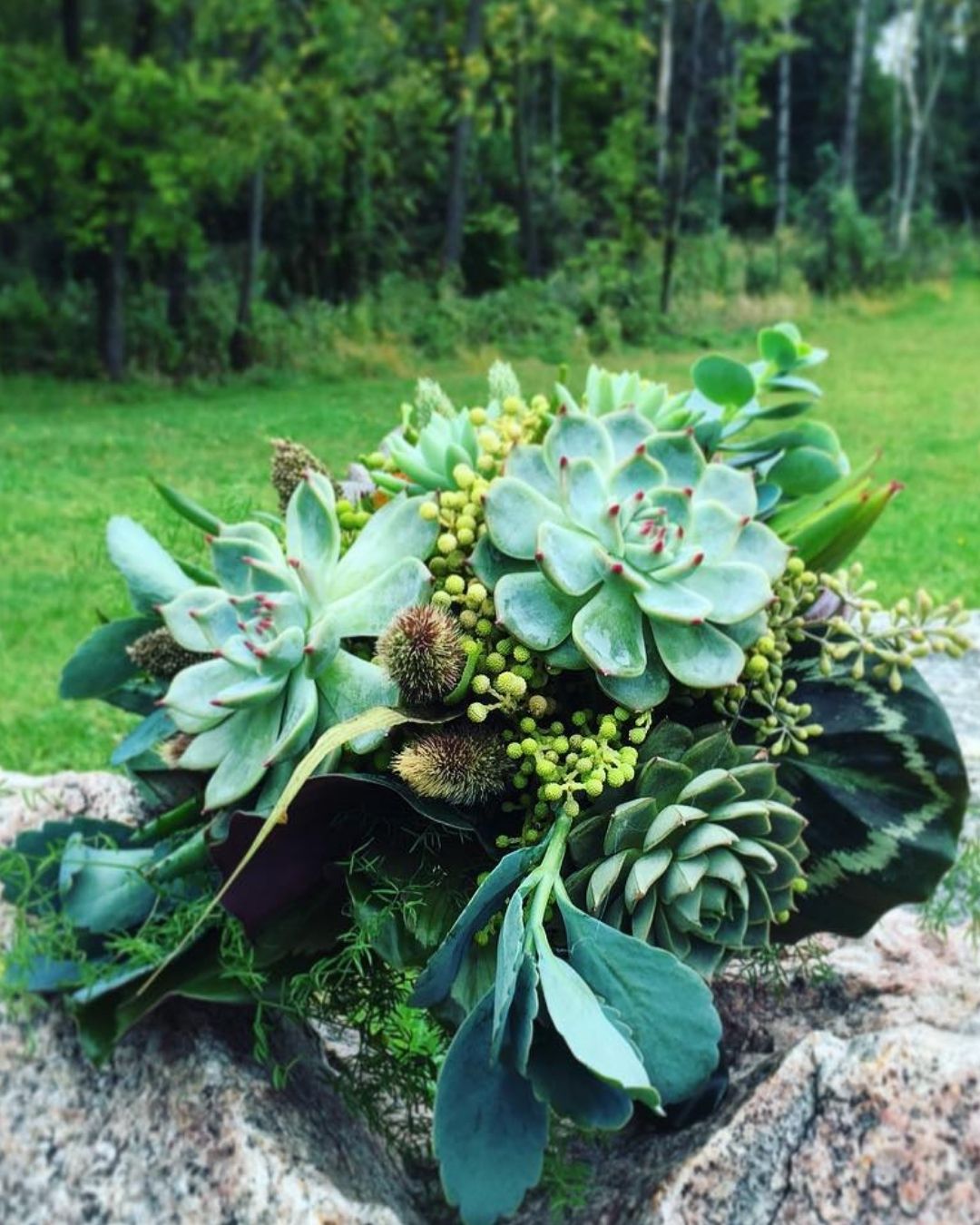 beautiful wedding bouquets with succulents2