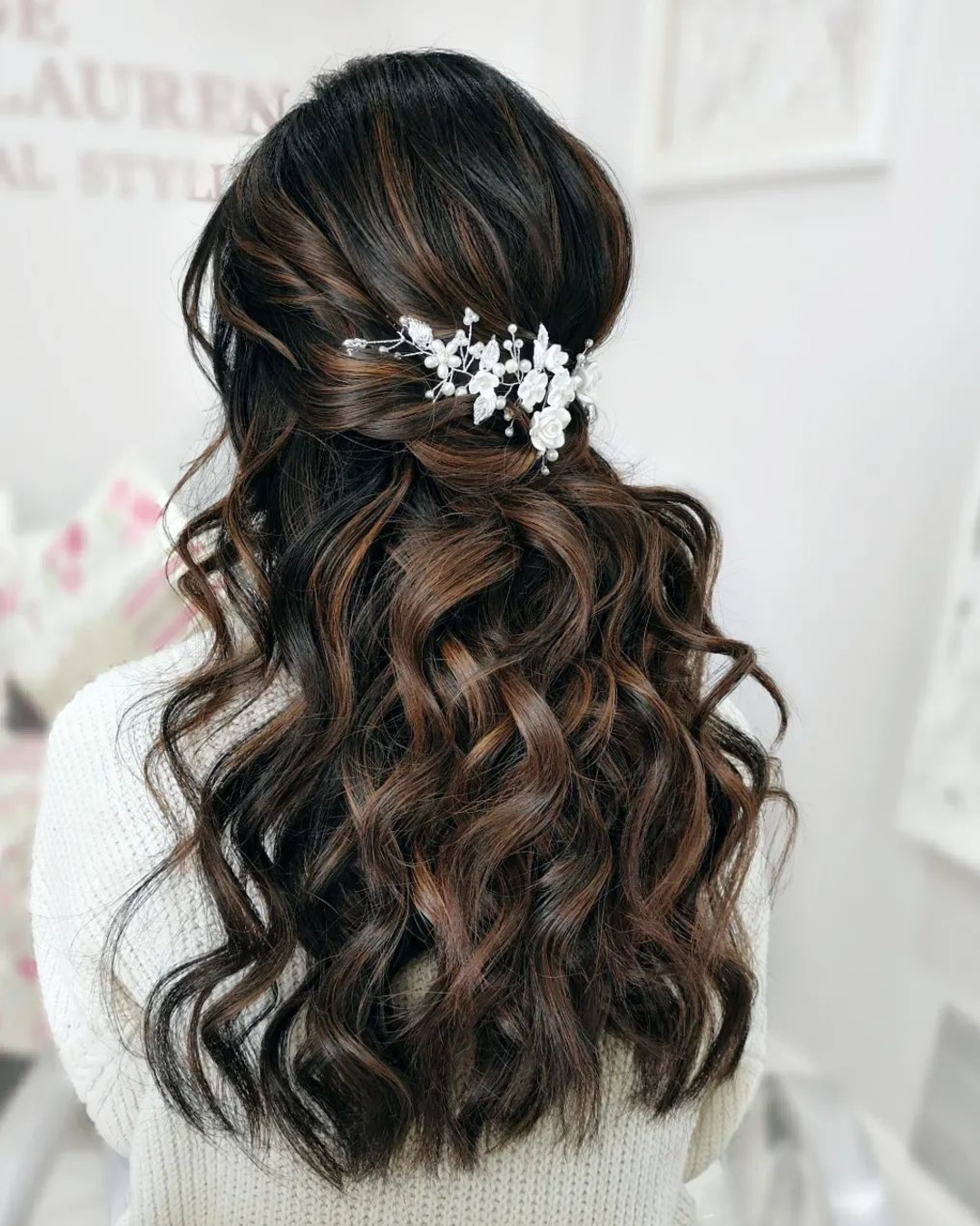 Easy Wedding Hairstyles: 27 Looks & FAQs For 2022/23