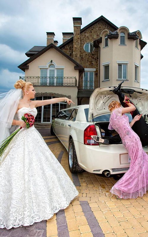 hilarious clever wedding photos featured